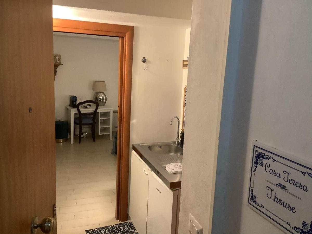 Tinnyhouse Νάπολη Εξωτερικό φωτογραφία