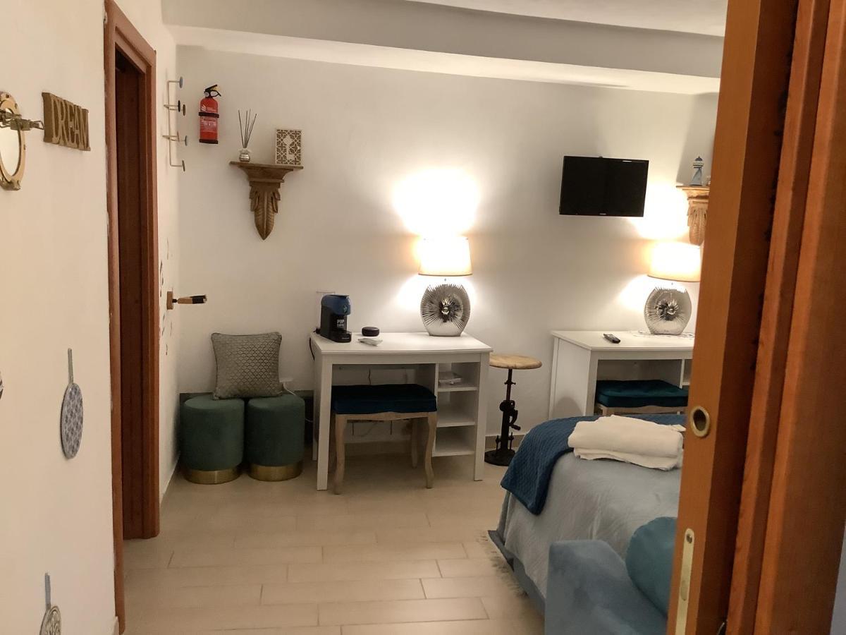 Tinnyhouse Νάπολη Εξωτερικό φωτογραφία