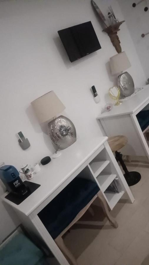 Tinnyhouse Νάπολη Εξωτερικό φωτογραφία